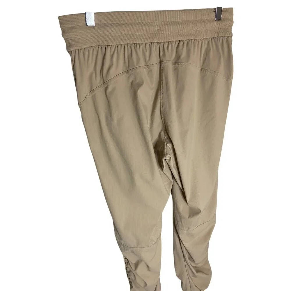 Lululemon Beyond the Studio Jogger Neutral-sz 8